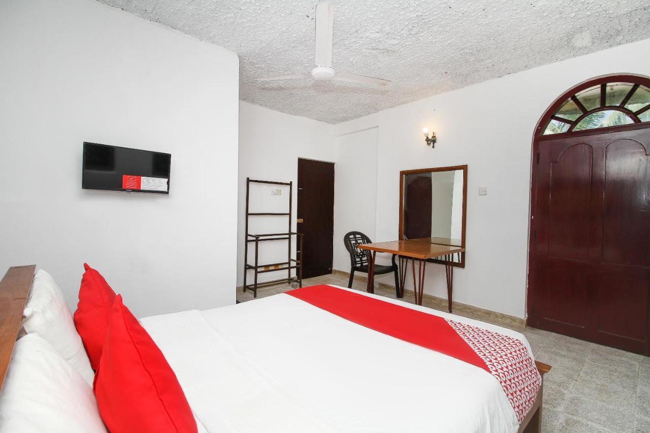 Oyo 459 Barasti Beach Resort Kalutara Exteriör bild