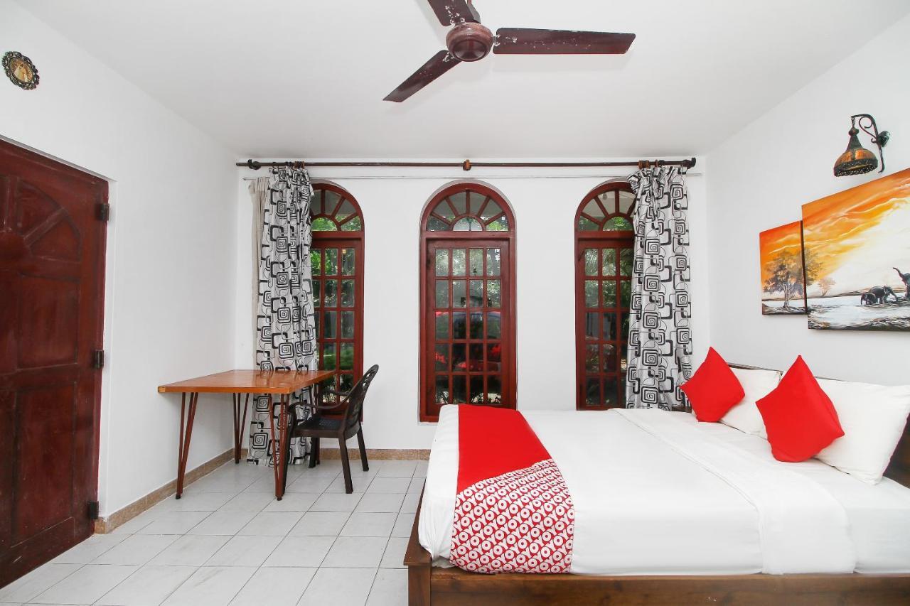 Oyo 459 Barasti Beach Resort Kalutara Exteriör bild
