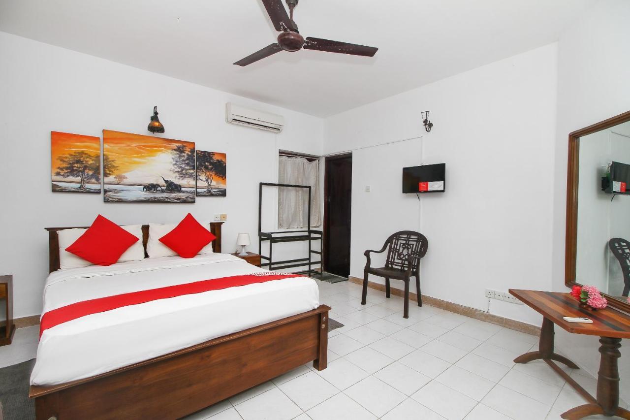 Oyo 459 Barasti Beach Resort Kalutara Exteriör bild